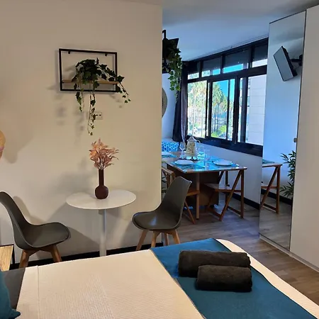 Estudio Playamar 아파트 토레몰리노스